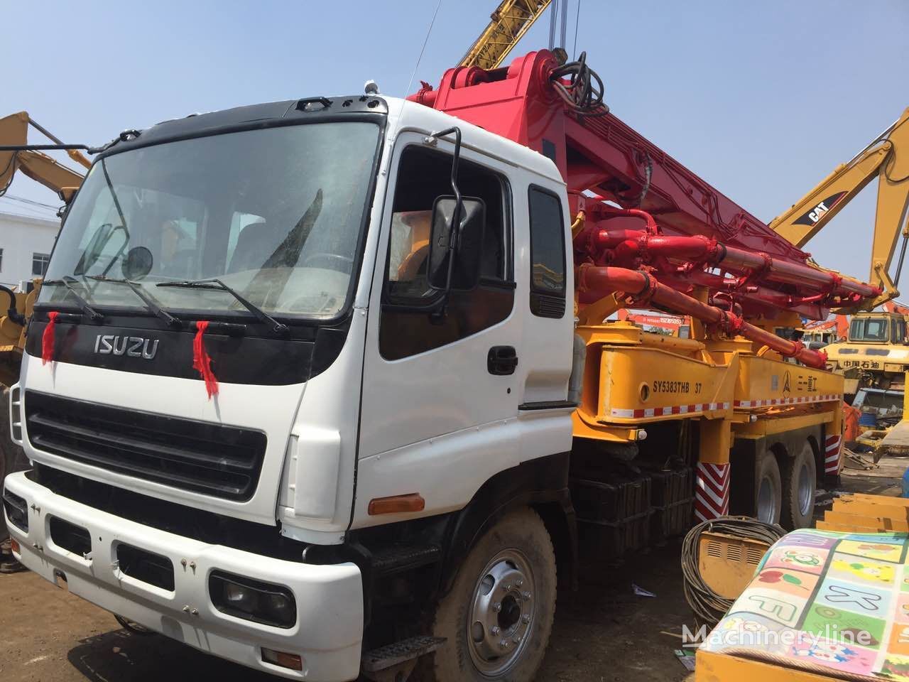 Sany  auf Chassis Isuzu Betonpumpe