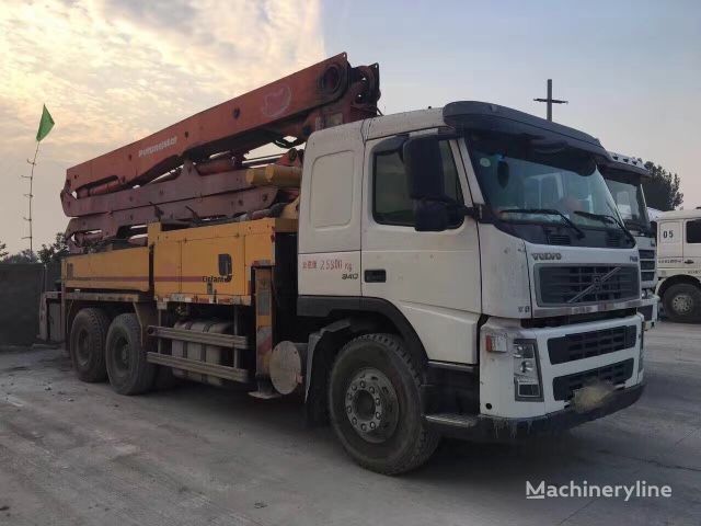 Putzmeister  auf Chassis Volvo M36 Betonpumpe