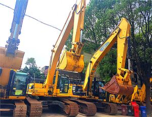 Komatsu PC450LC-8 Kettenbagger