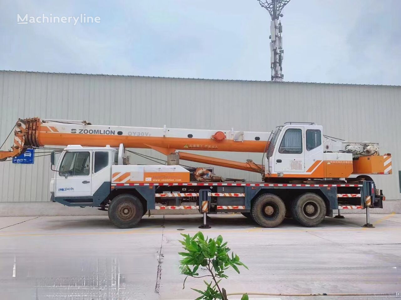 Zoomlion 25 tons truck crane special sale Mobilkran