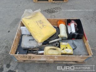 Assorted Spare Parts, Tools Werkzeugset